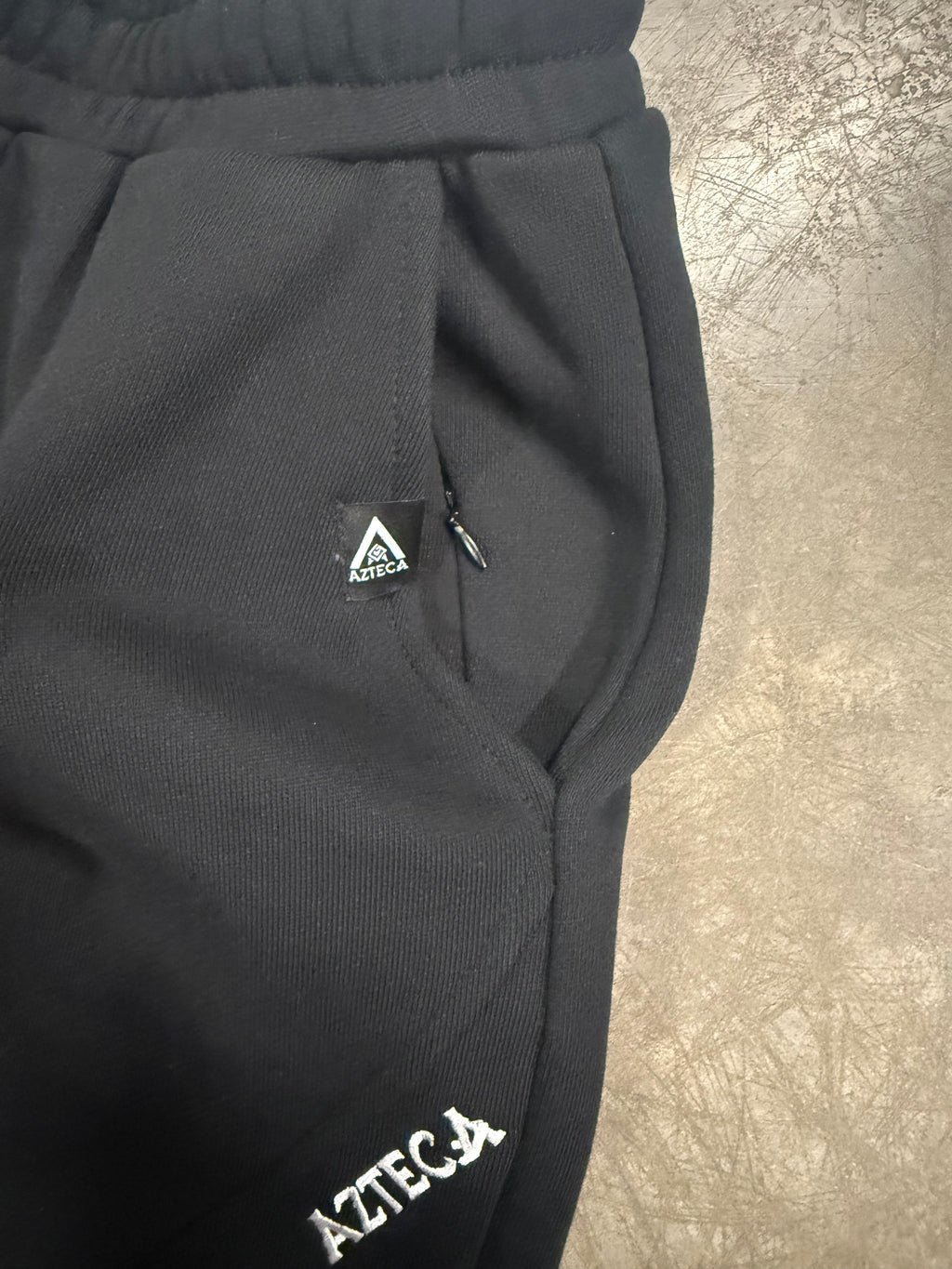 Azteca Stash Shorts - Black/White