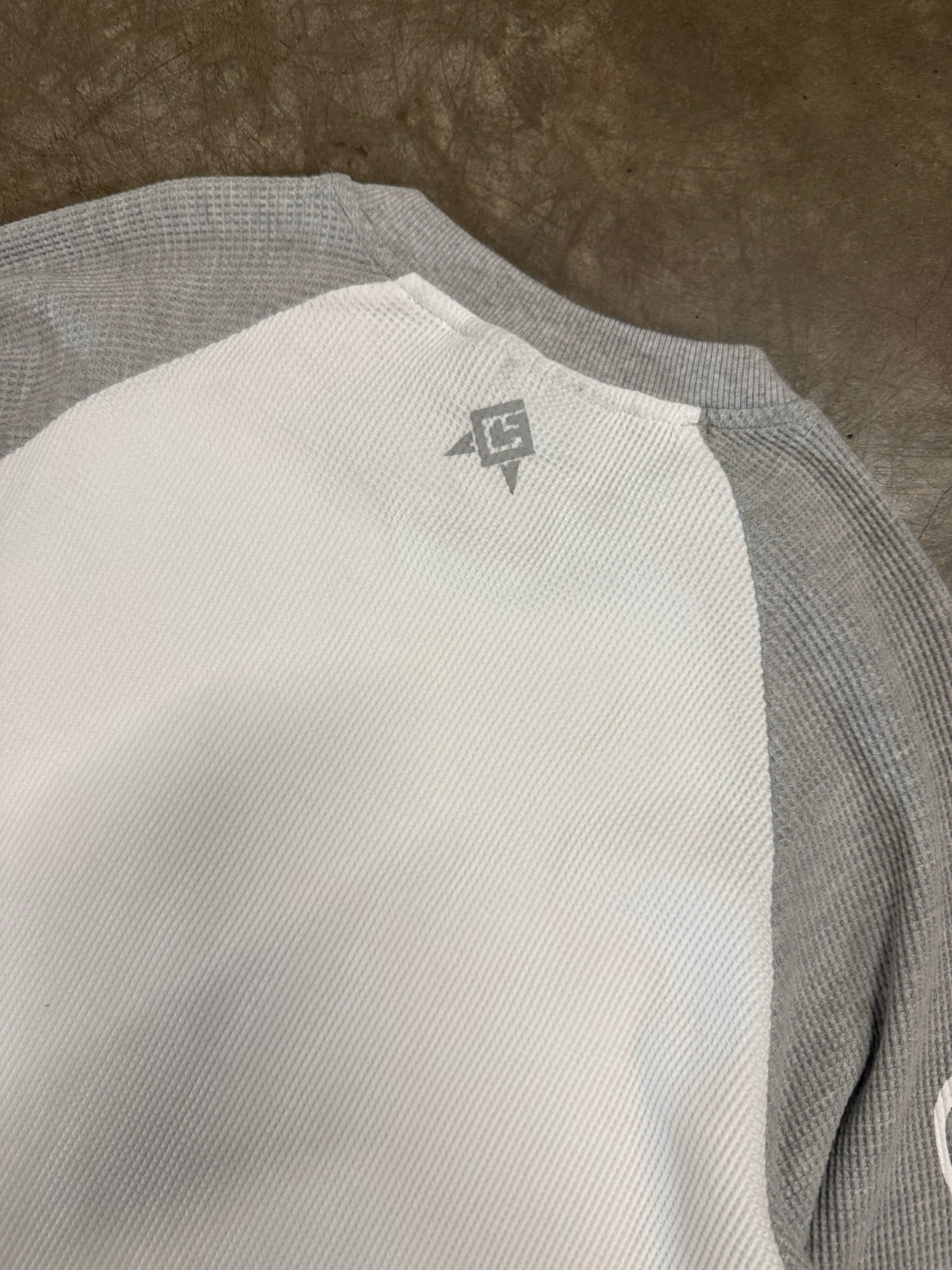 Azteca Script Waffle Longsleeve - Grey/White