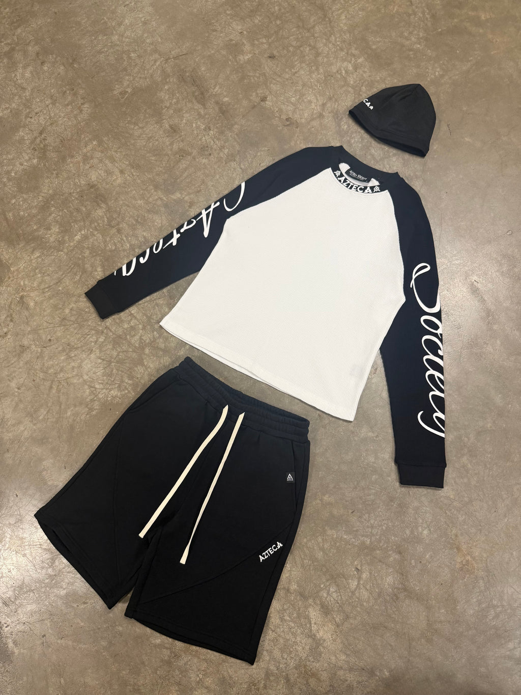 Azteca Script Waffle Longsleeve - Black/White