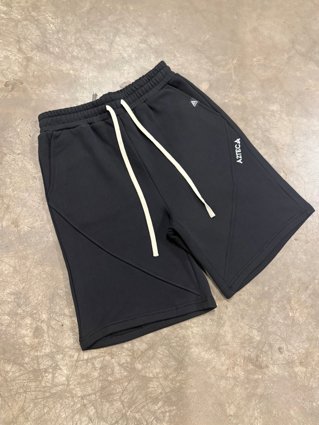 Azteca Stash Shorts - Black/White